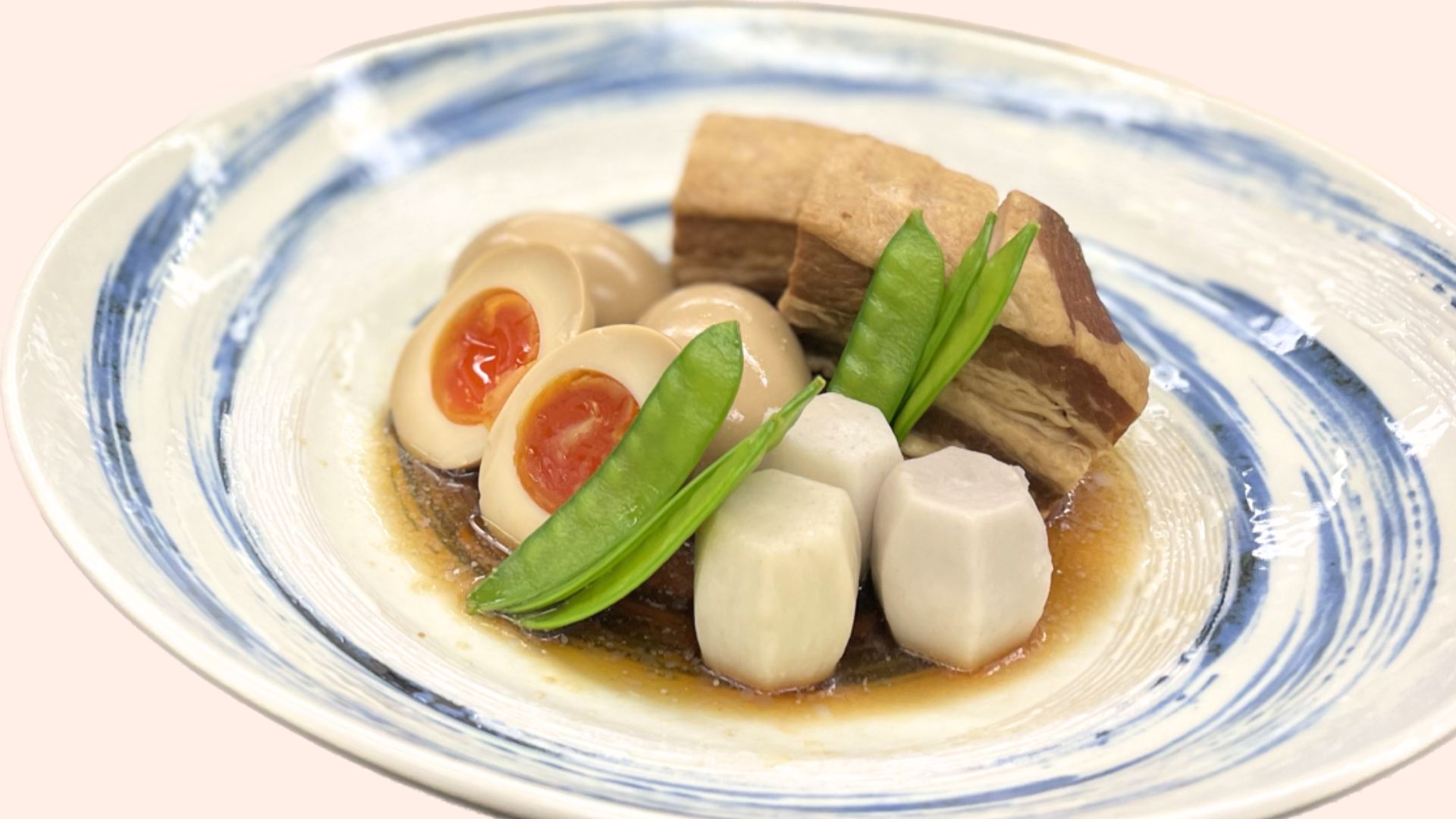 料理長お手製の角煮は絶品です。是非ご賞味ください。