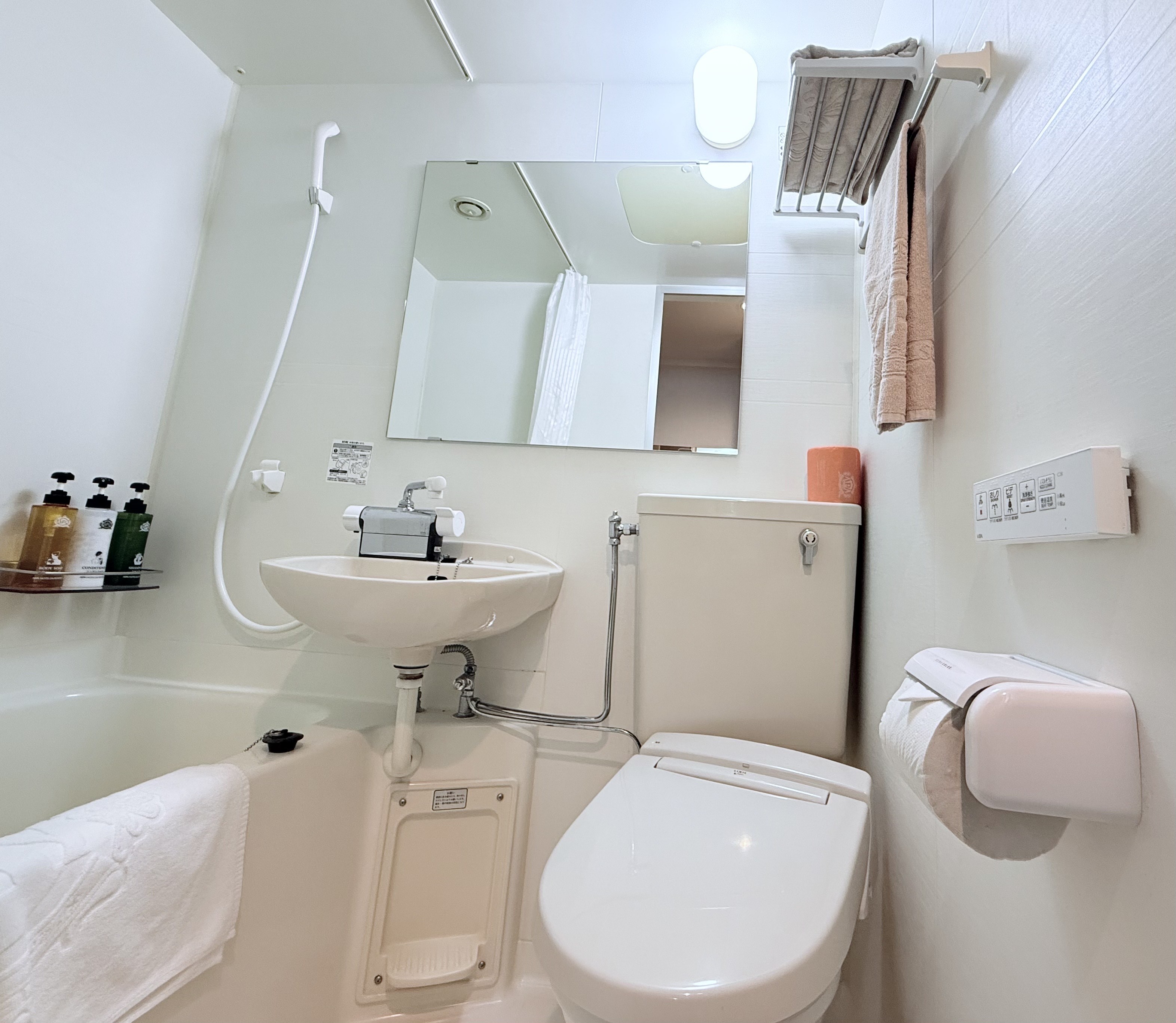 客室バスルーム