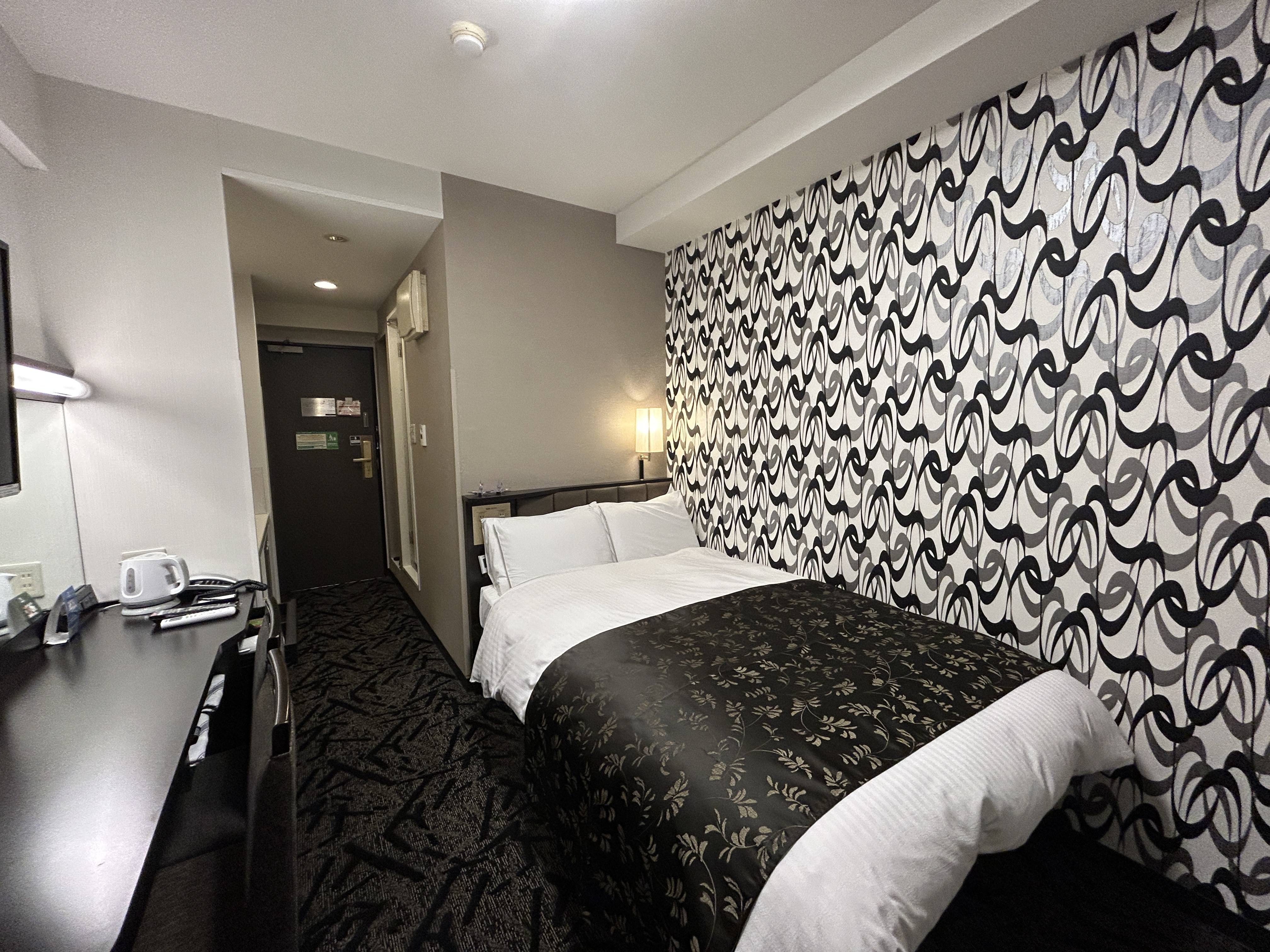 セミダブルルーム