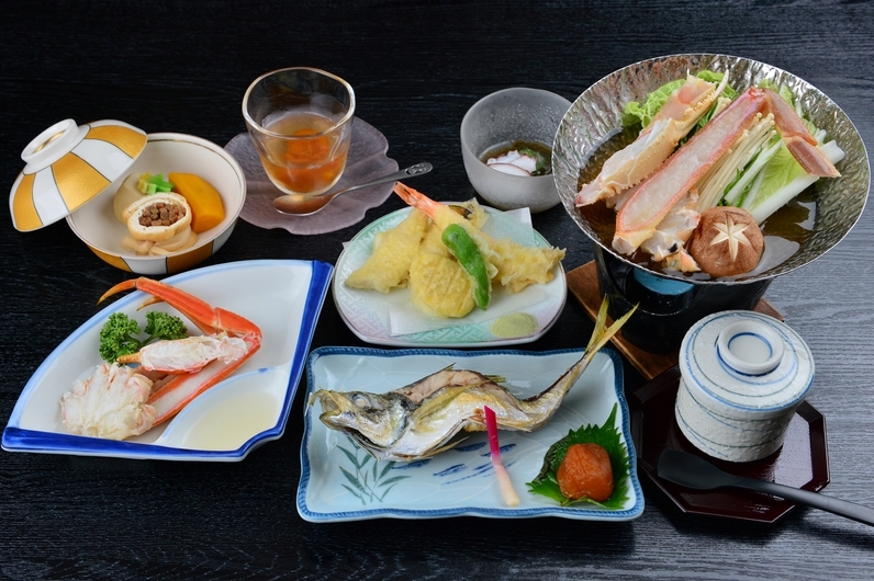 【青々吉日】◇新料金　旬の舟盛付かに鍋海鮮料理プラン　11800円〜◇天然温泉で癒されよう♪