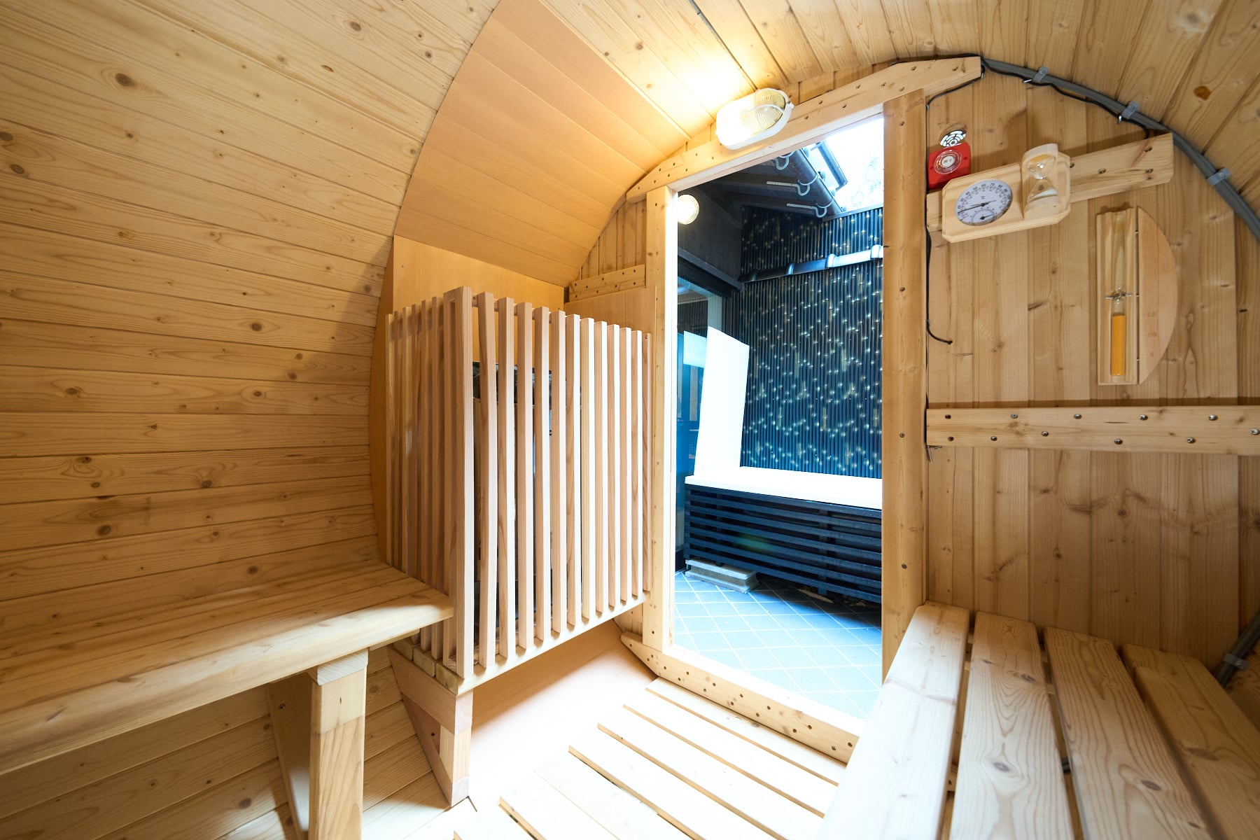 天然木が香る、癒しの空間