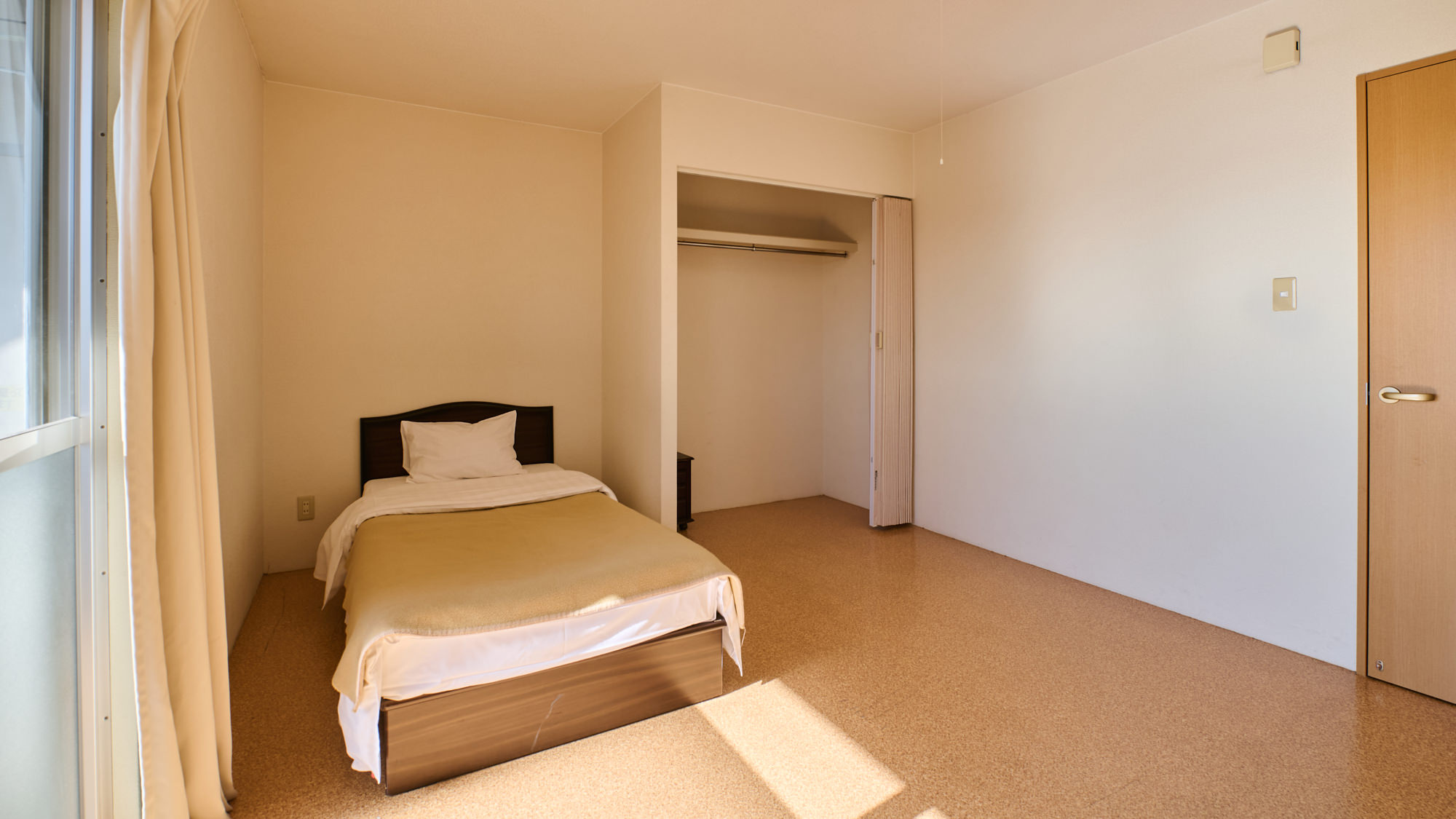 【禁煙】デラックスシングルルーム