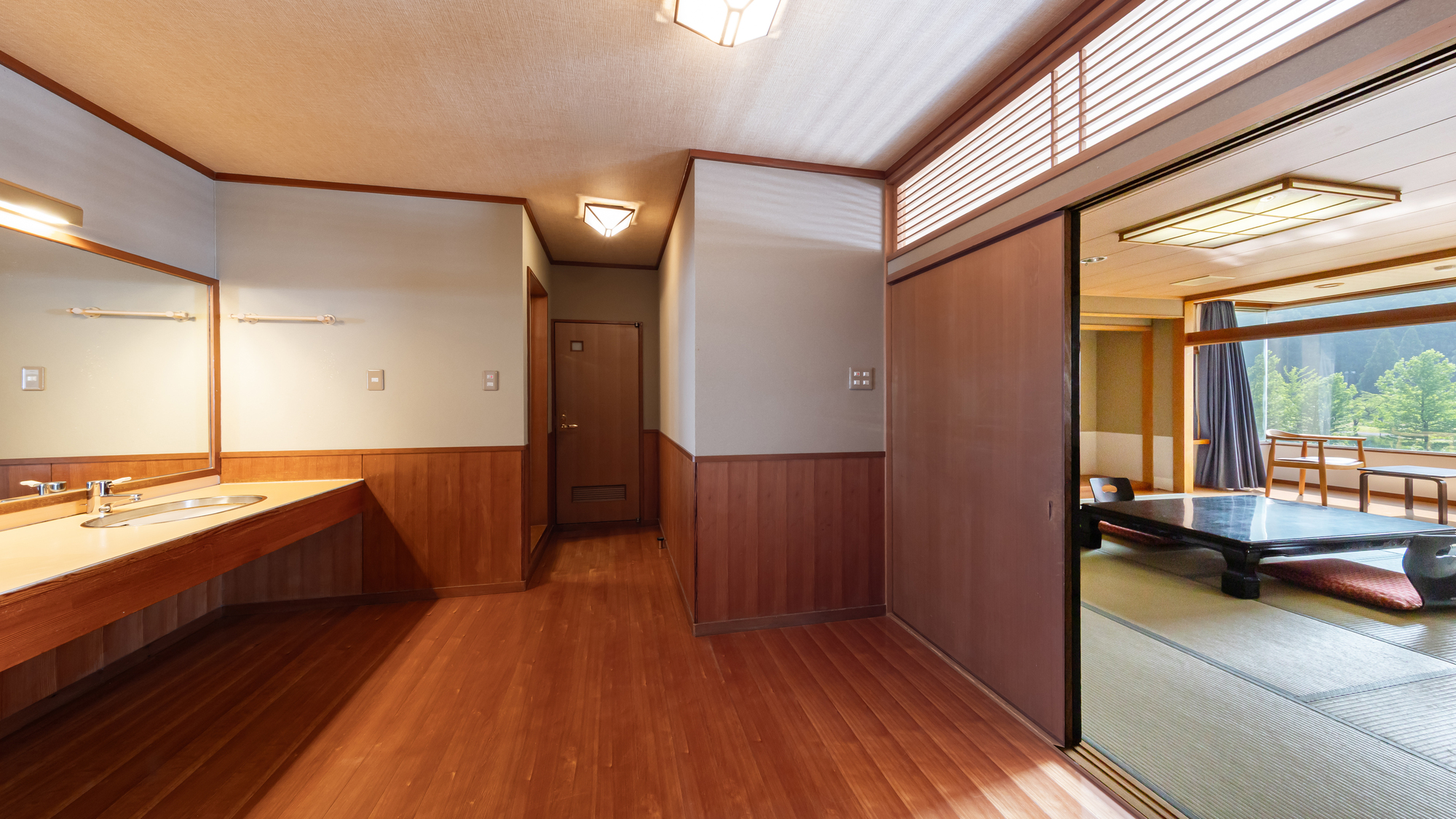 【和モダンツイン＋10畳】