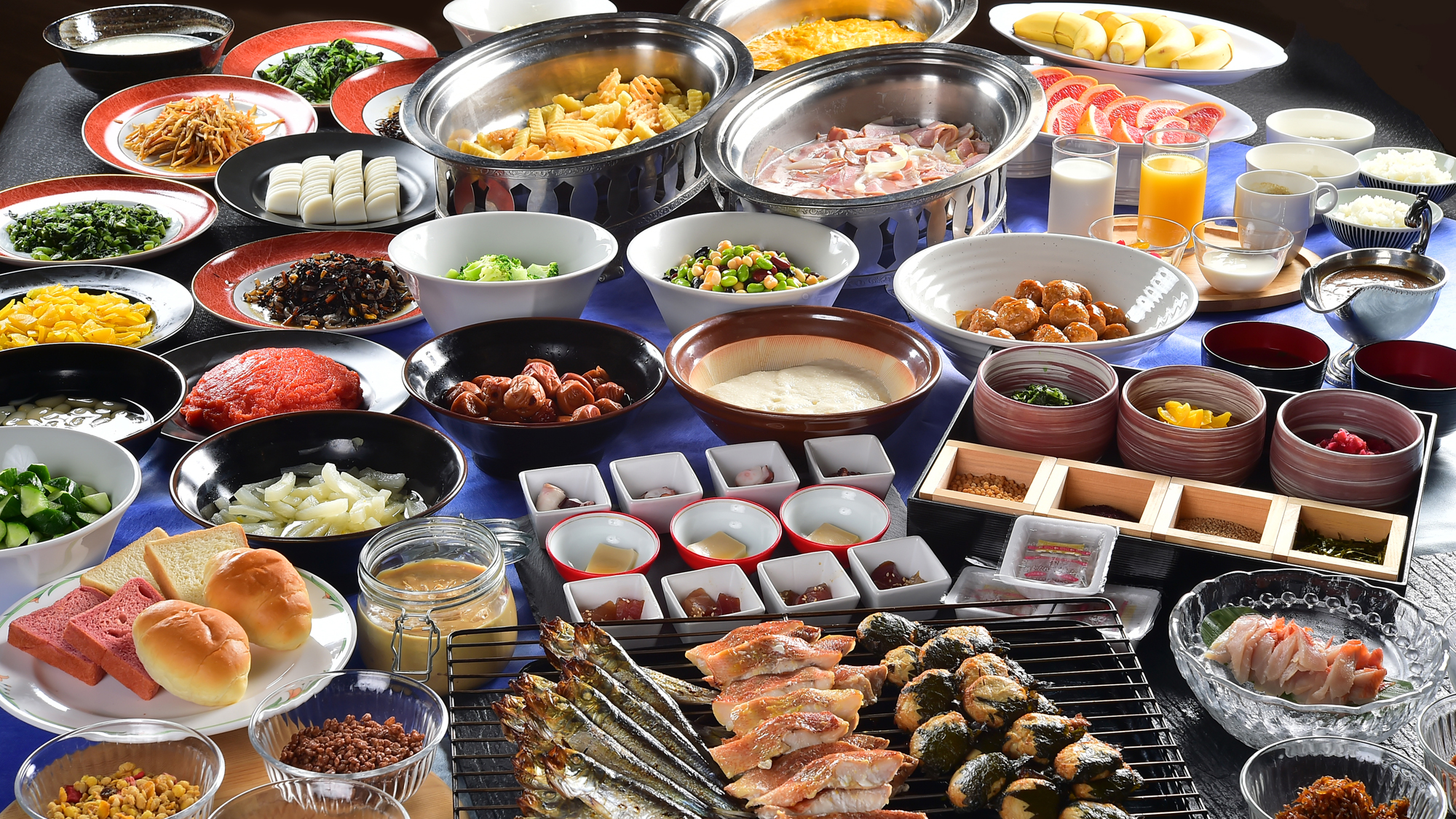 朝食バイキングの一例 ※画像はイメージ（状況によりご膳になる場合がございます）