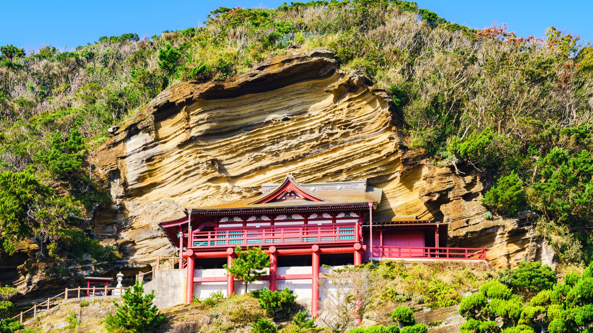 崖観音（大福寺）／車9分