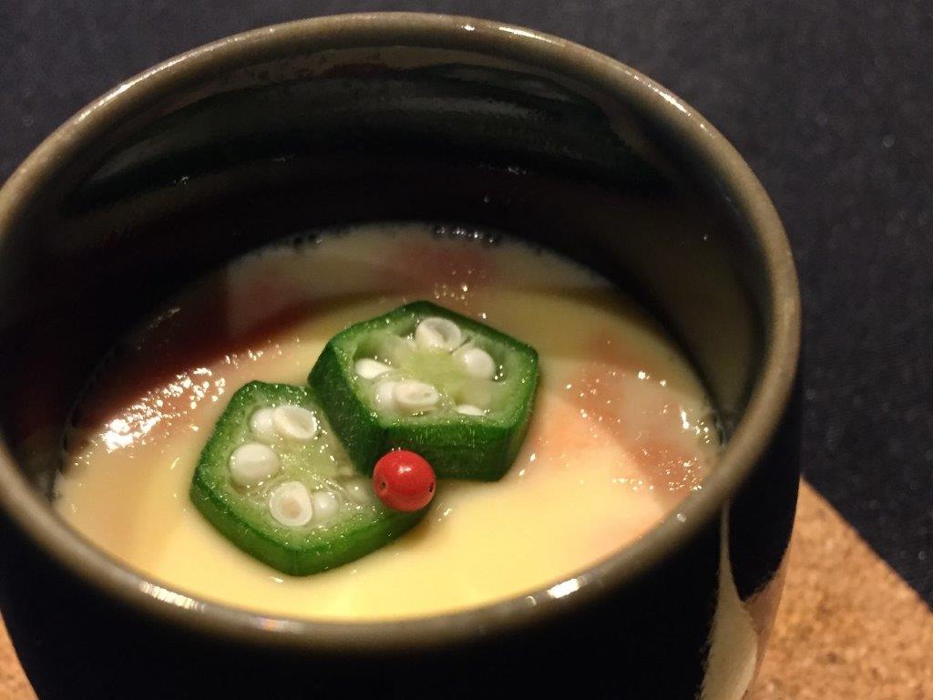 トマトの洋風茶わん蒸し