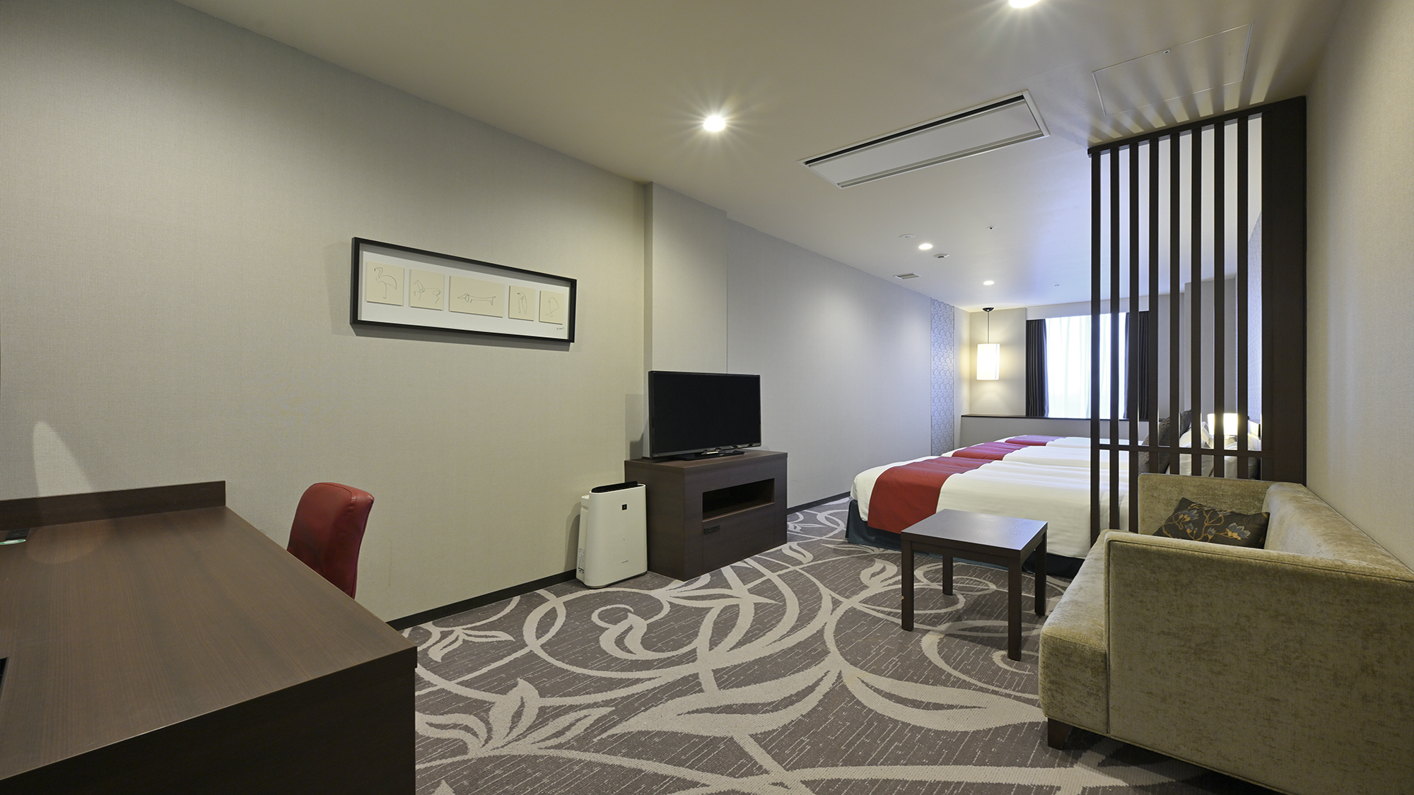 デラックストリプル