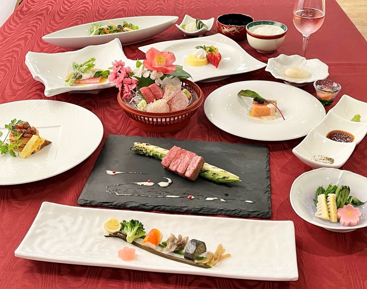 源泉かけ流し桧風呂付き客室【創作料理プラン】桧風呂付き客室で贅沢な時間を過ごす旅を・・