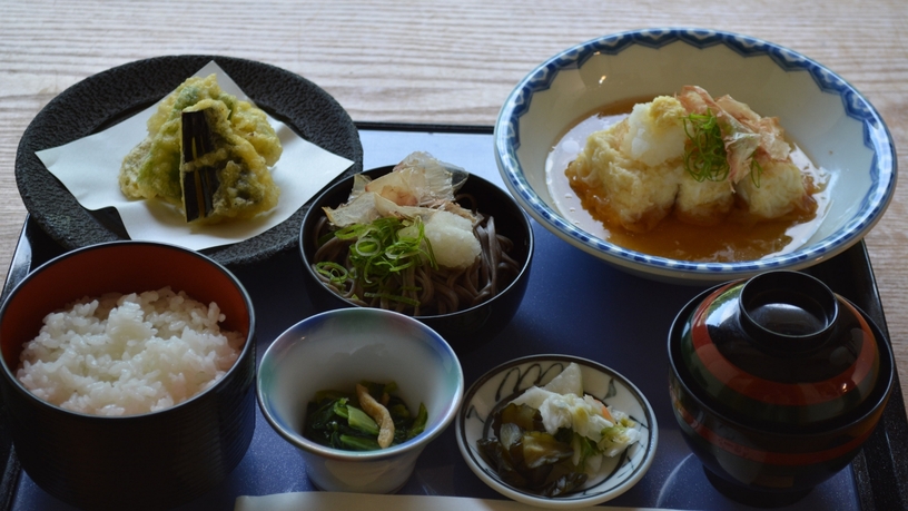 夕食は福井名物【ソースカツ丼・揚げ出し豆腐】など3種からチョイス♪ビジネス・観光応援