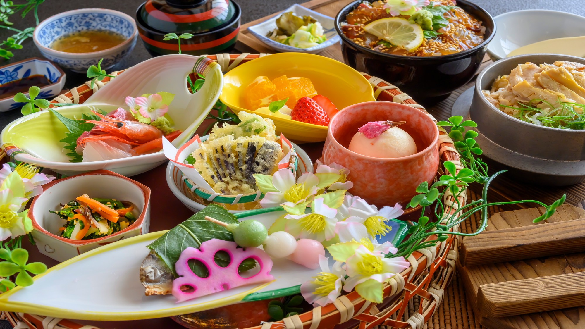 さわら桜香焼き・春野菜の天ぷらなど見た目・香り・味で春を楽しんでください♪