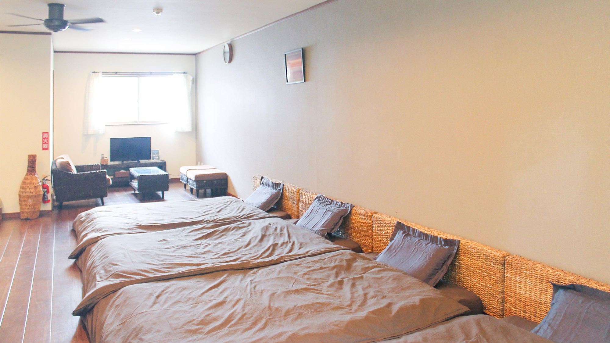 【早割60】早期予約でお得に　石垣島を思いきり楽しむ！セミダブルベッド4台設置のコンドミニアム