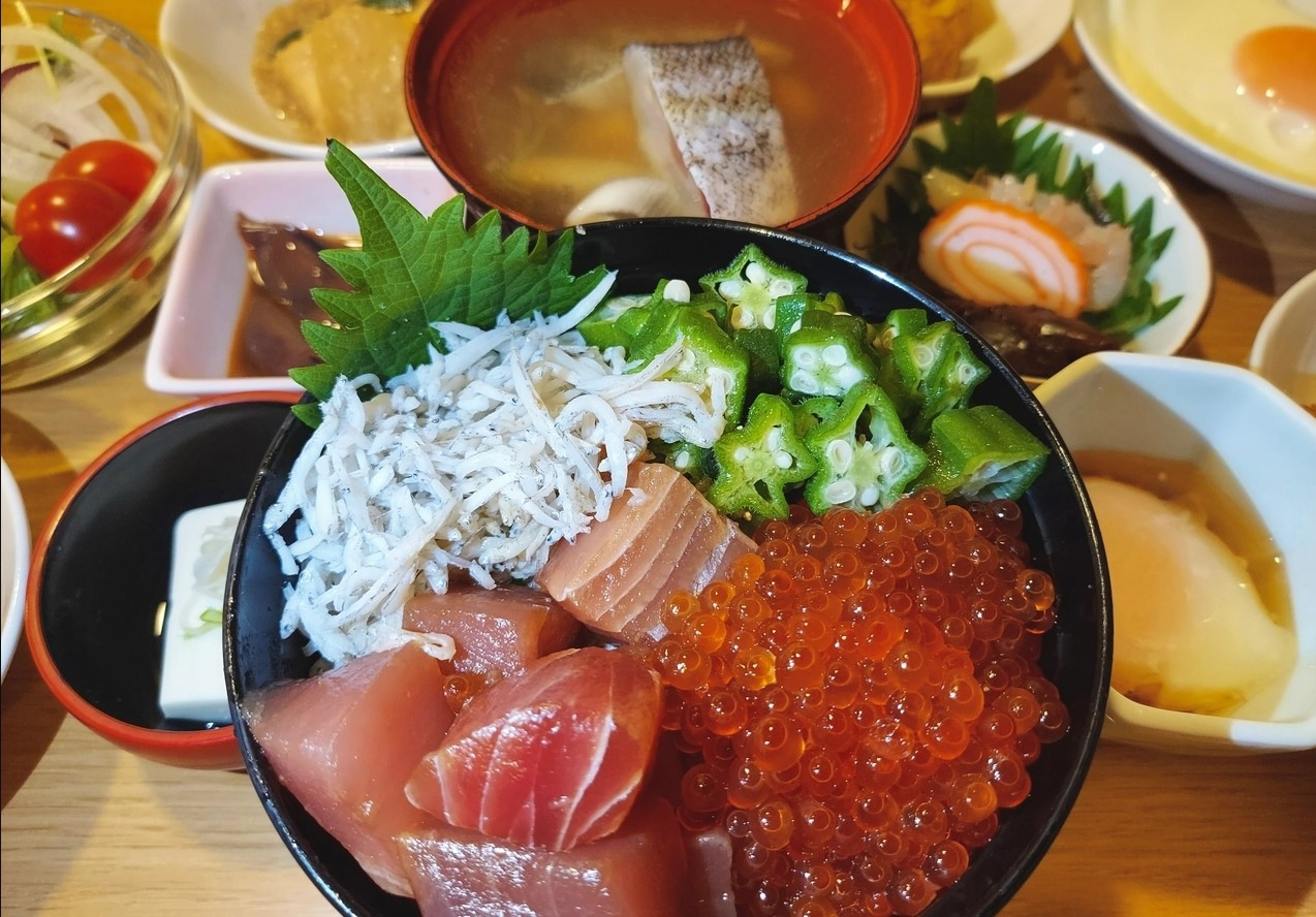 【大浴場×サウナでととのう！】ドーミーインスタンダードプラン☆ご当地逸品料理「海鮮丼」＜朝食付き＞