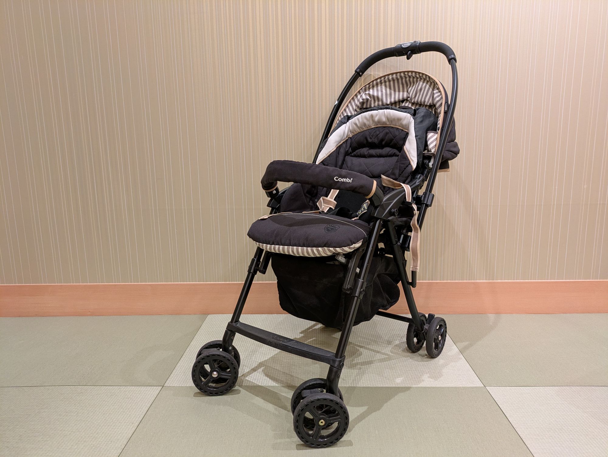 ◇貸出用館内ベビーカー