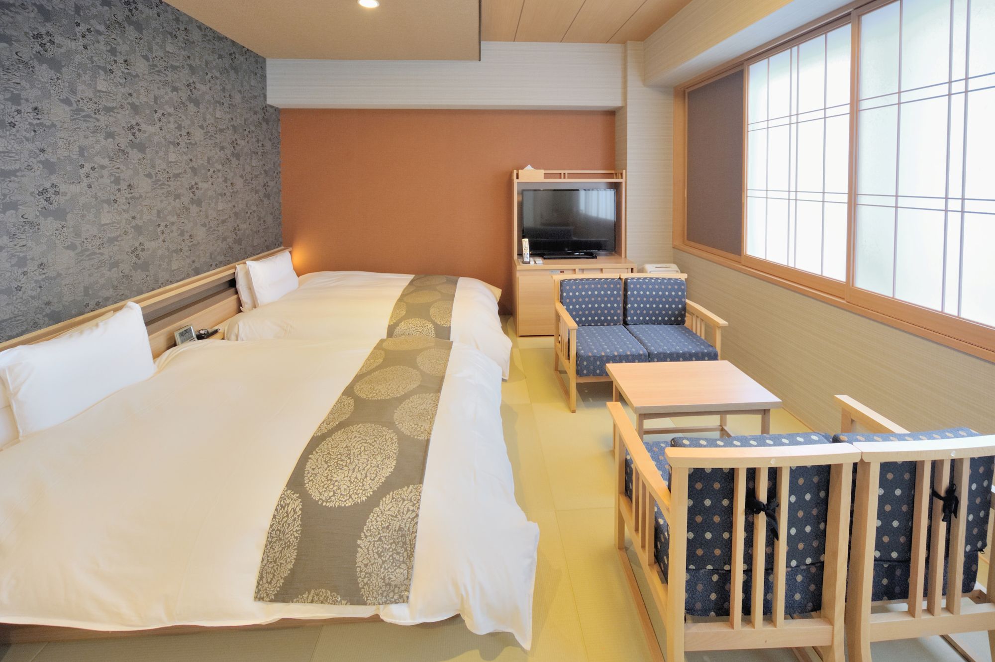 ◇デラックスツイン　31.2平米　（120&times;195センチ）