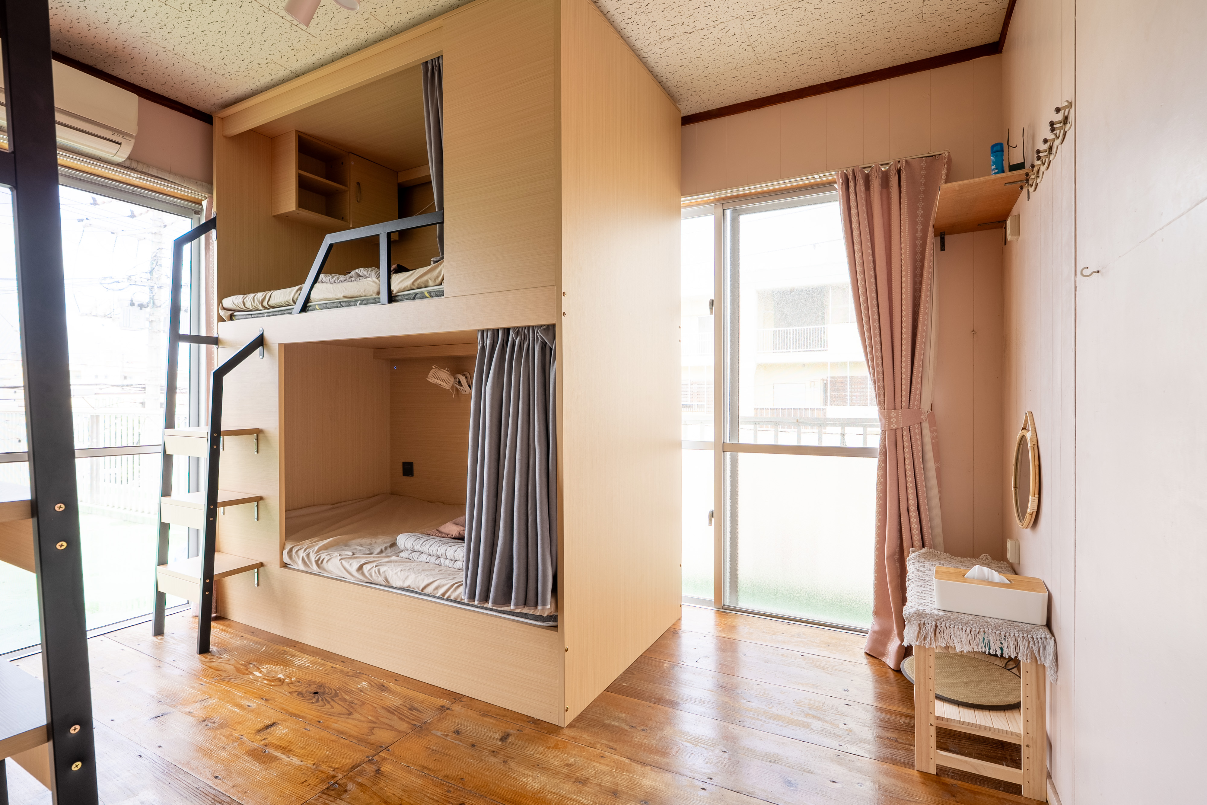 女子ドミトリー