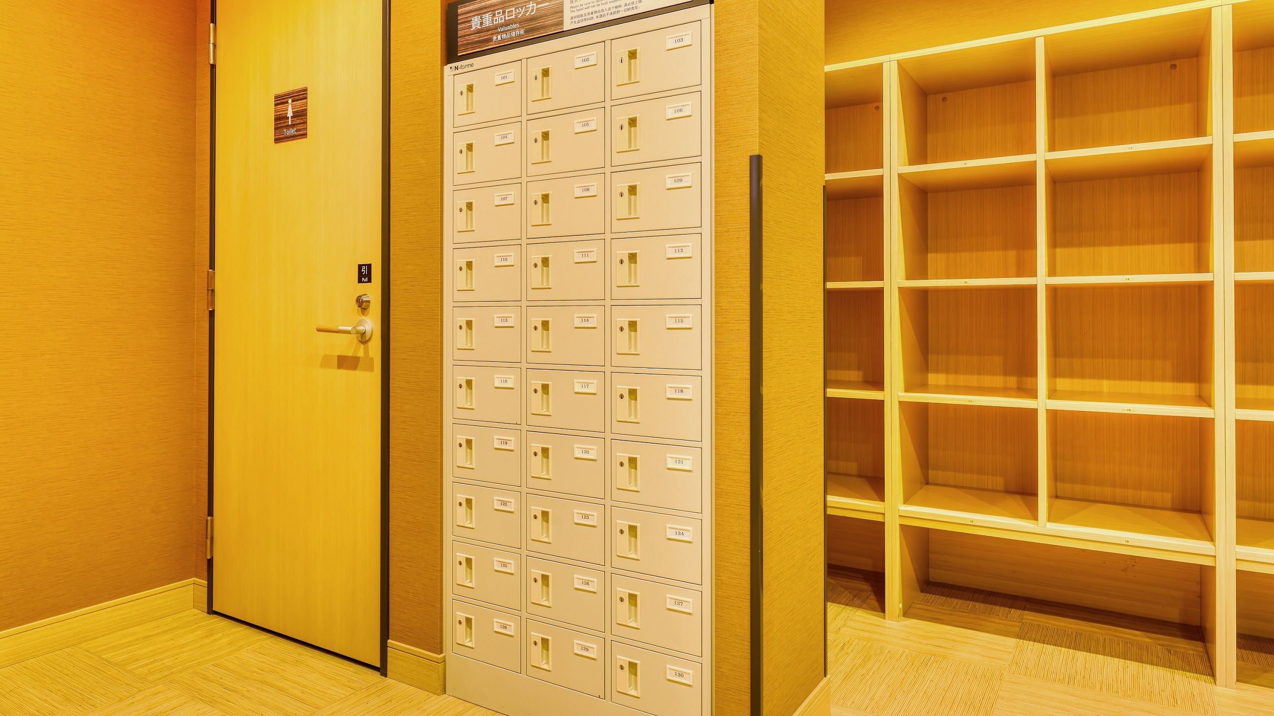 大浴場　女湯　脱衣所