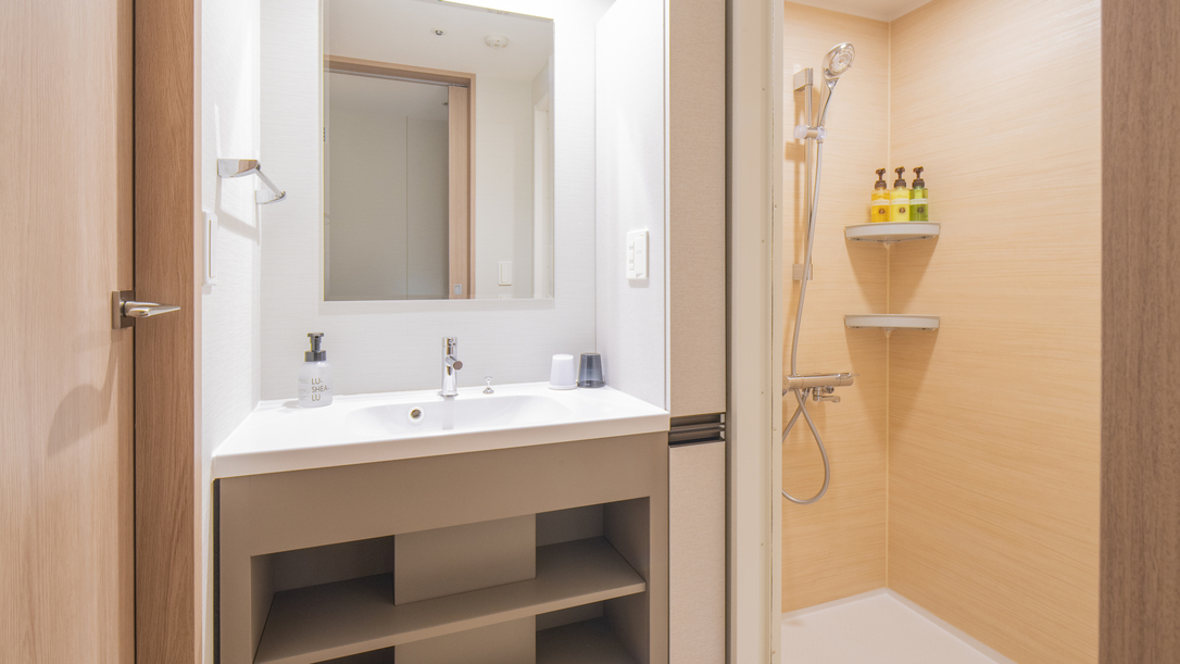 シャワーブース（デラックスコーナーツインのみ）