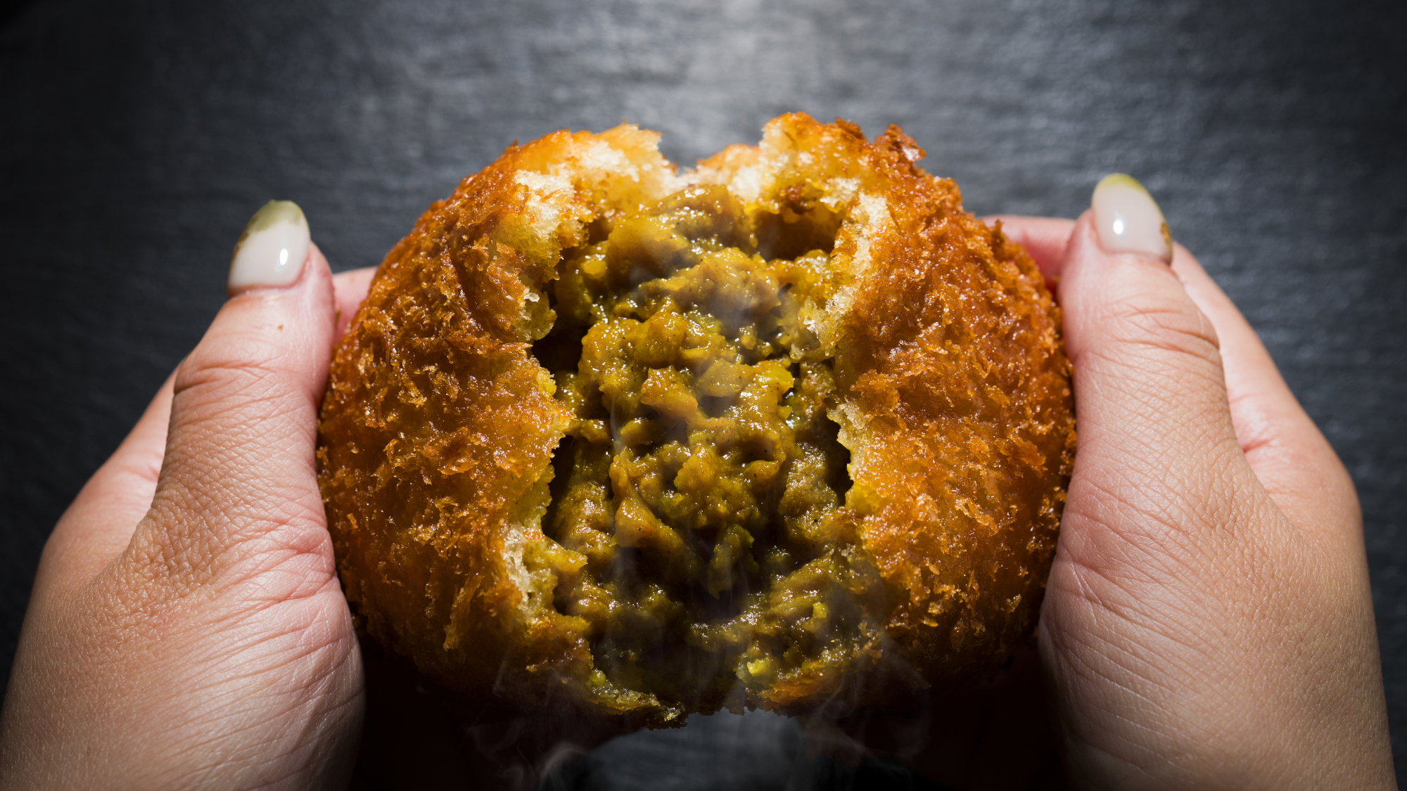 【Northern Kitchen】カレーパンはライブキッチンで揚げたてホクホク