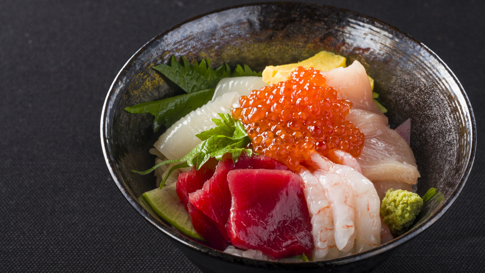 【Northern Kitchen】お好みの具材を自由に盛り付ける海鮮丼