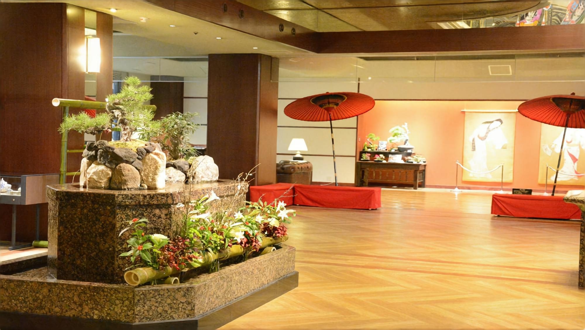 【2025年12月31日限定】元日の朝食は宴会場で1月1日限定の「新春おせち」をご用意