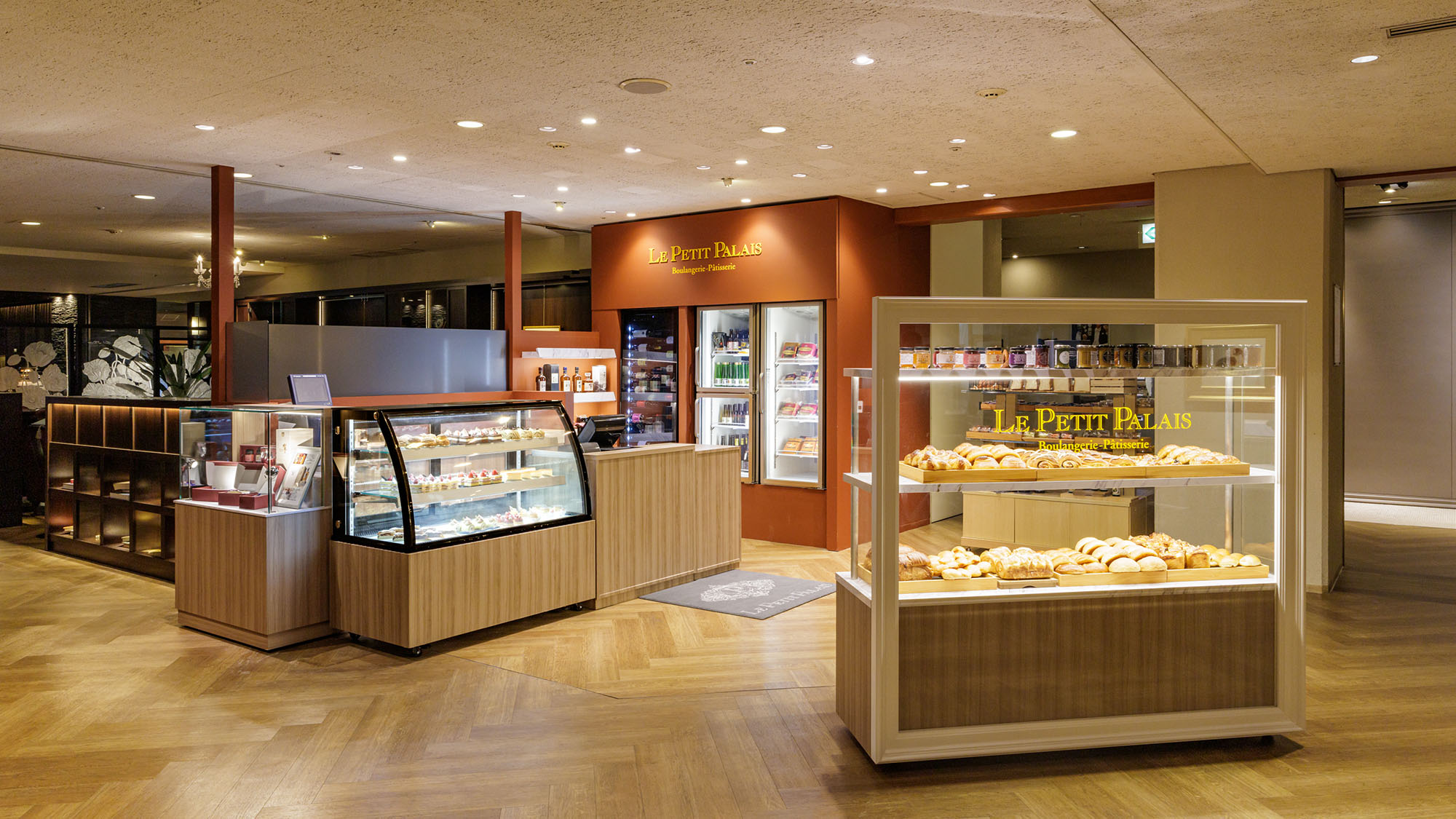 SHOP 1F / ブーランジェリー＆パティスリー ル プティパレ