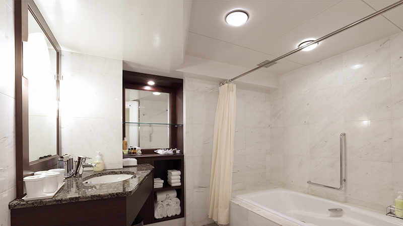 BATH / デラックス トリプル