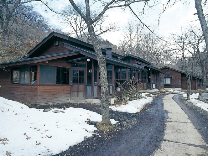 木の家ロッジ村