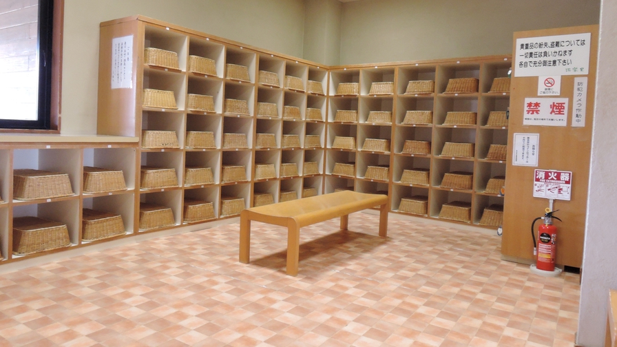 【ファミリー】遊びの拠点に泊まろう｜大自然の中で遊び放題、温泉入り放題★（素泊まり）