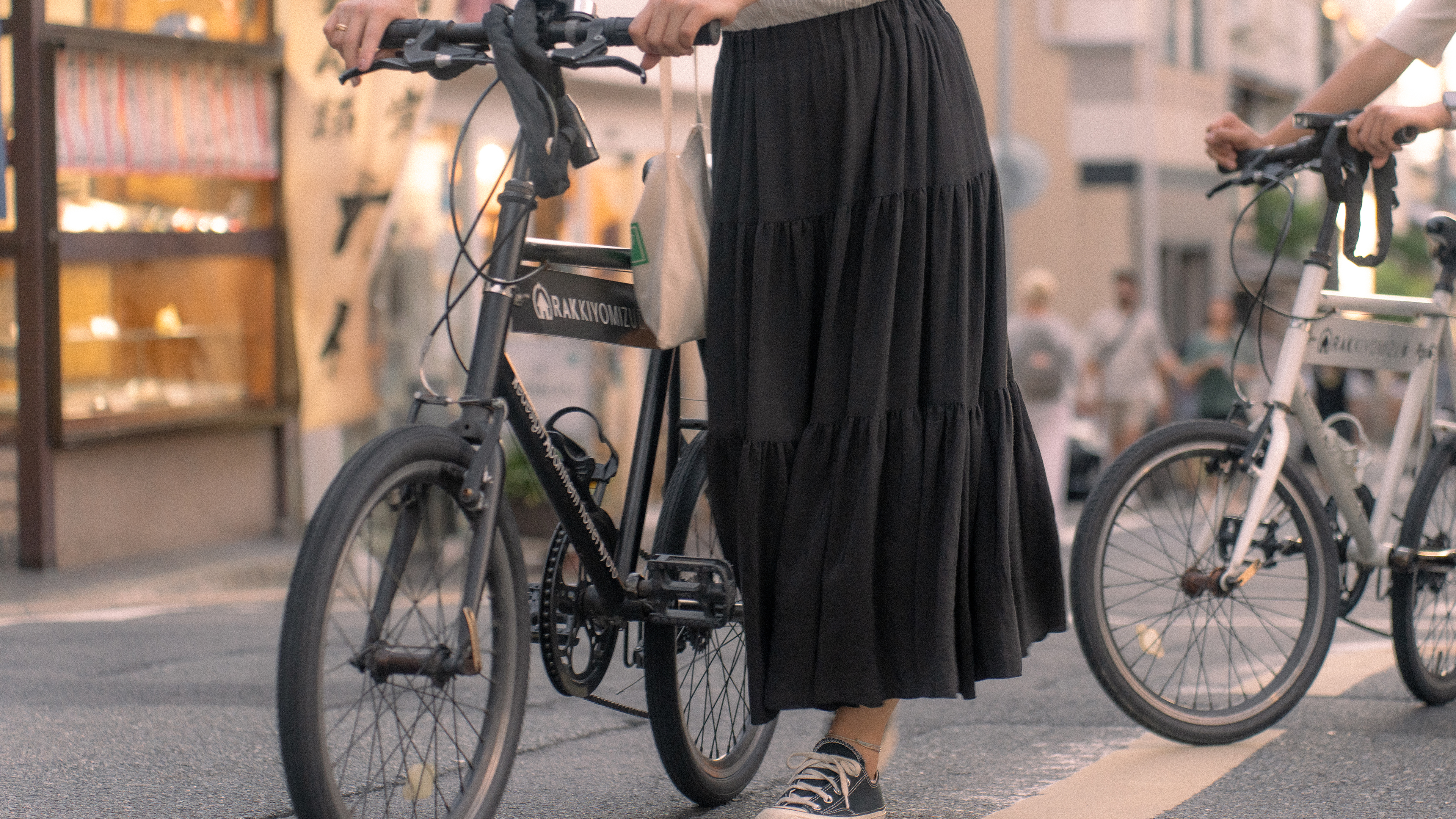 オリジナルラッピングを施したレンタルサイクル用の自転車【2台】