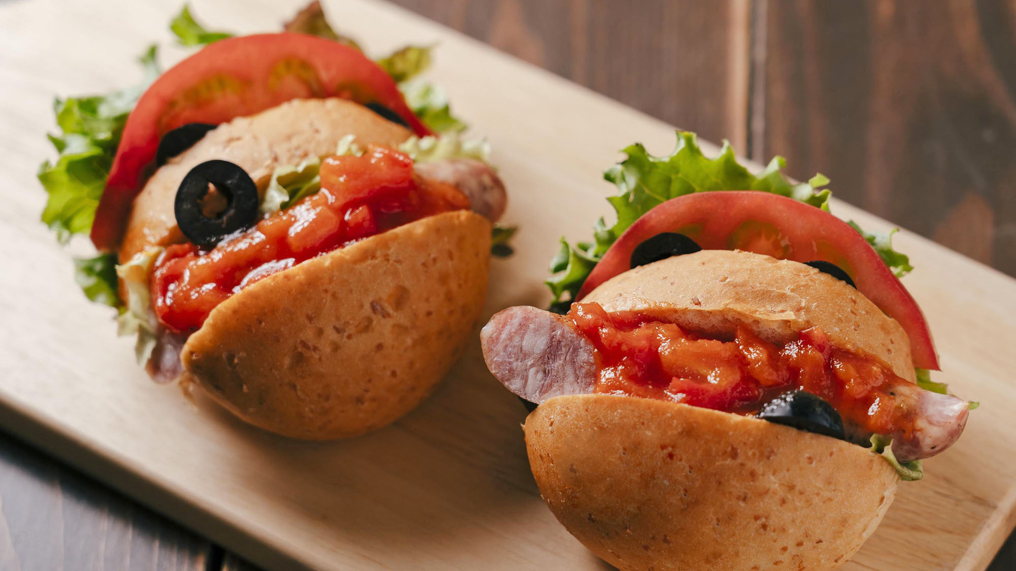 エリアワンソーセージサンド