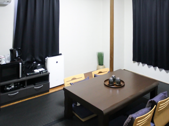 和室☆最大3名様までご宿泊が可能です！シックな色調の畳に新調！