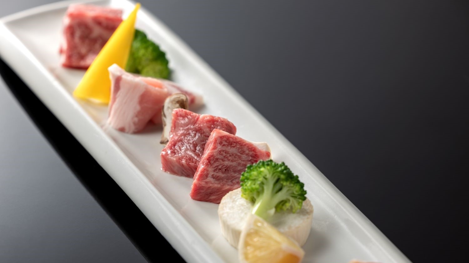 【ソムリエ厳選】1泊2食｜佐賀牛とワインのペアリングを愉しむ『ソムリエ厳選ワイン付プラン』