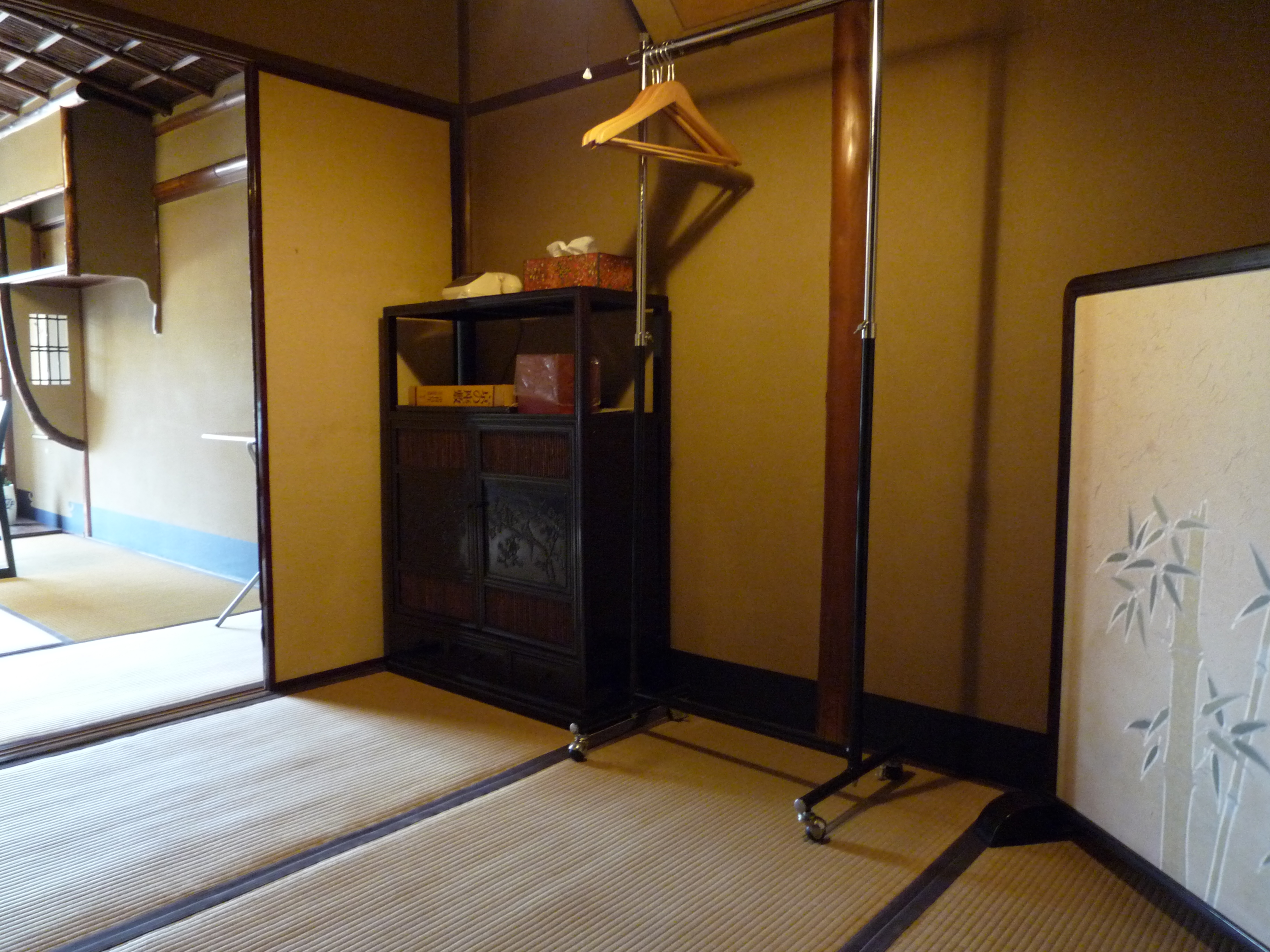 1階　８畳と7.5畳との続き間