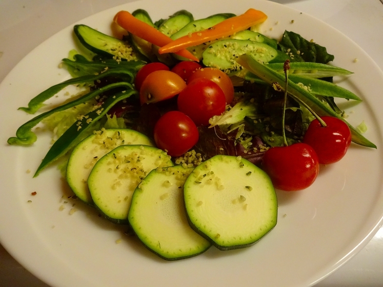 【夕食付き】自然栽培野菜を主菜とする玄米定食