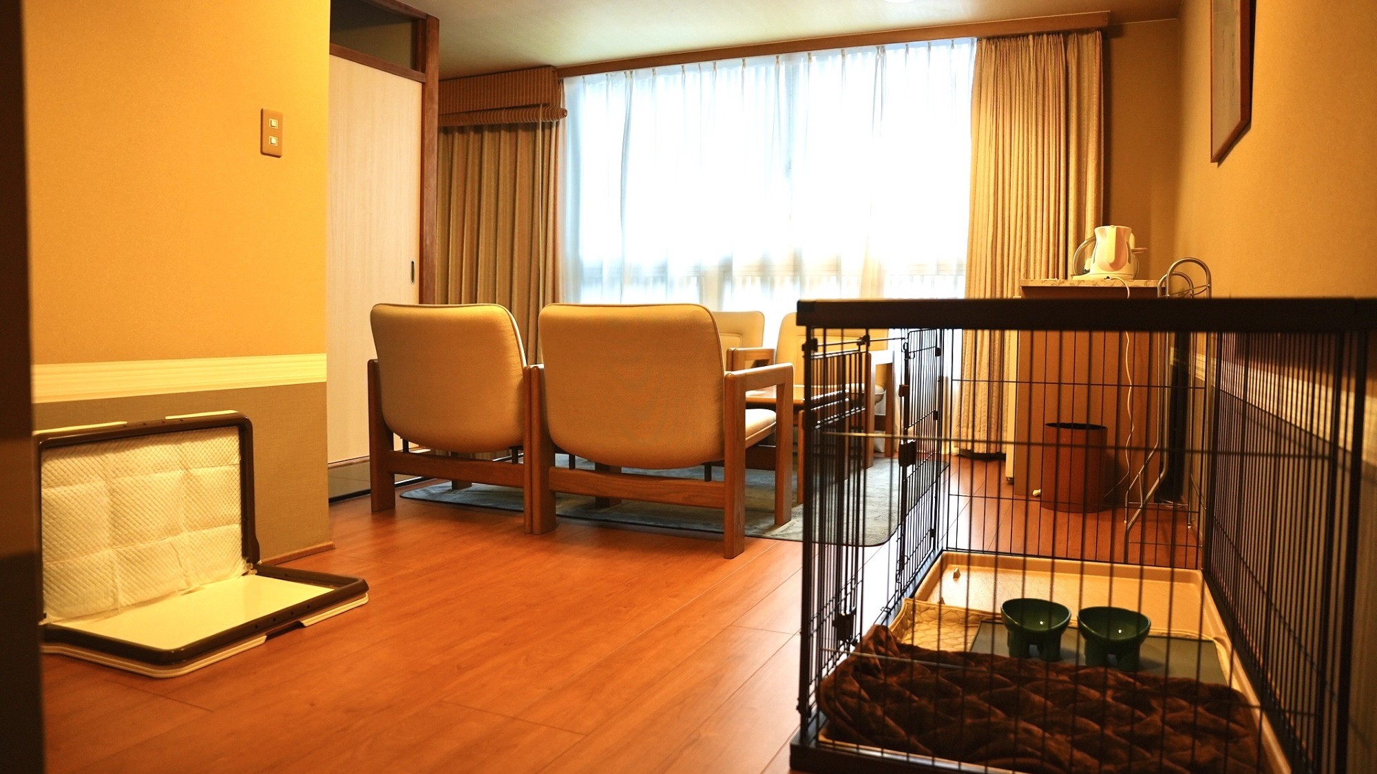 【禁煙】洋室10畳＜ワンちゃんと一緒に泊まれるお部屋＞