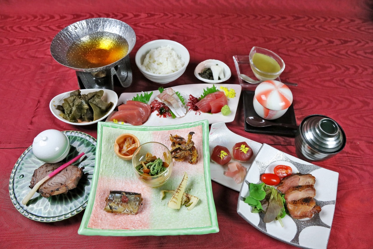 -春-【２食付】夕凪会席プラン★リーズナブルで好評中！★