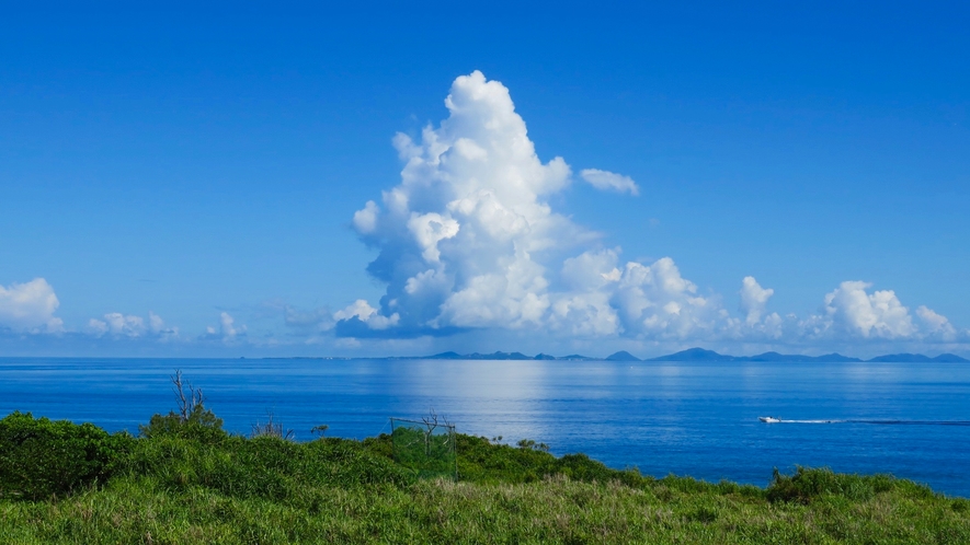 海側テラスからの眺望（東シナ海）