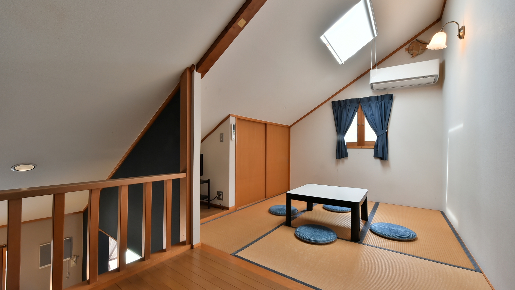 ロフト付きDXツイン