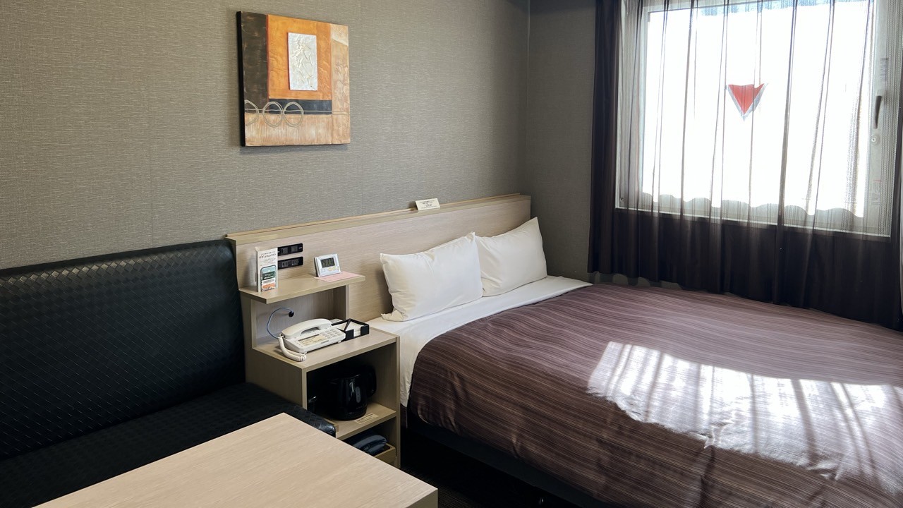 セミダブル130.0cm&times;200.0cm　14平米