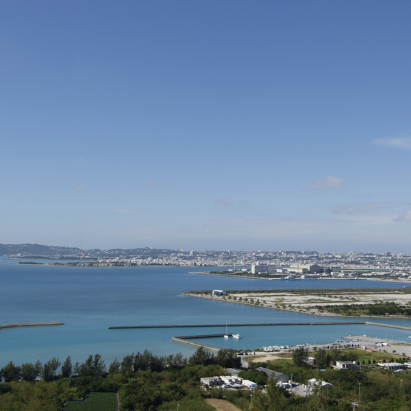 勝連城からの景色（中城湾）*