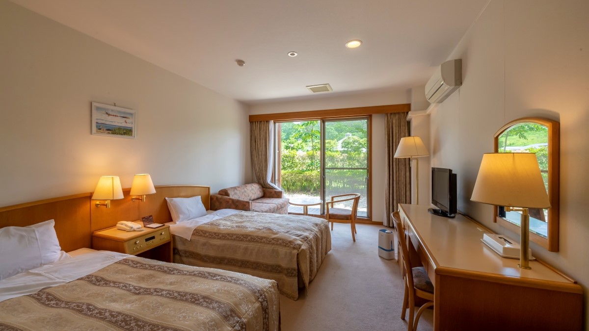 【スタンダードツイン】ゆったりソファ付＜15平米・禁煙＞