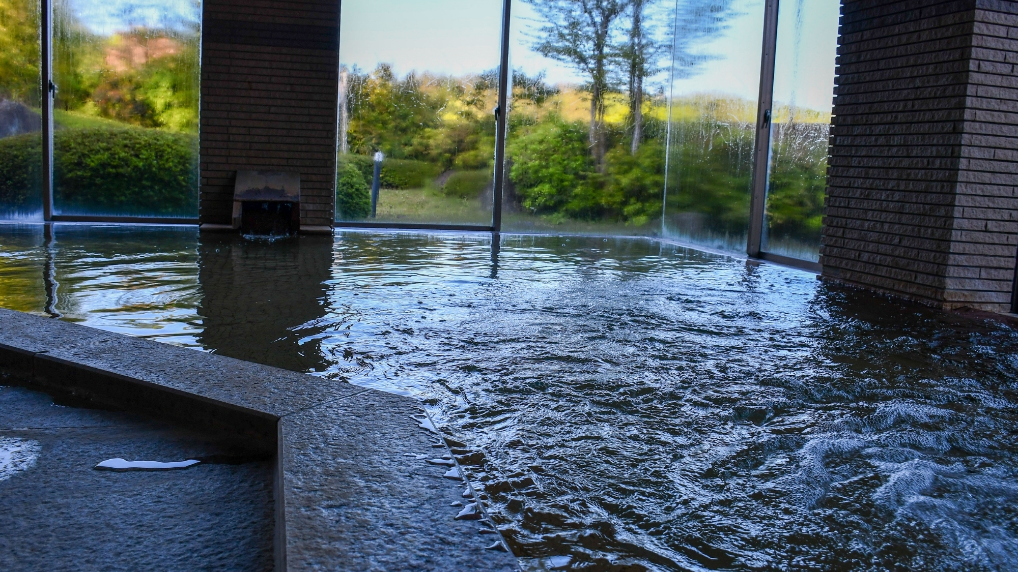 【大浴場『若返りの湯』】ジャグジーもあります!