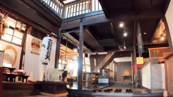 【食でめぐる奈良】2食付【メインが選べるエスニック料理】生駒の景色で本格インドネシア料理に舌鼓！