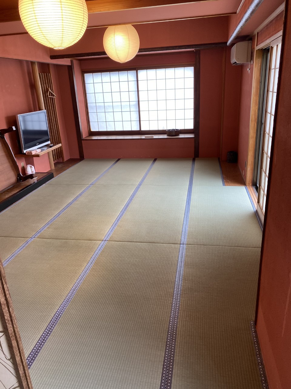 奈良の景色が一望！スーペリア和室(16畳+踏込/36平米)