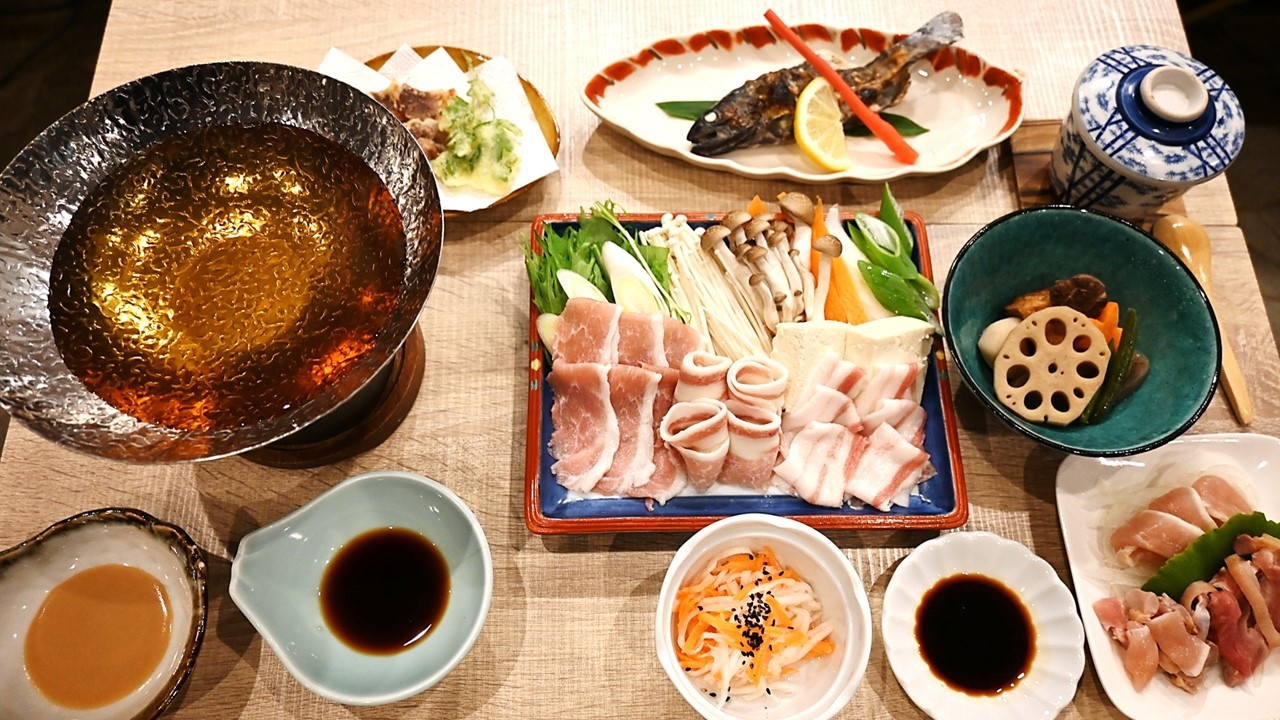 （期間限定）【２食付】人吉名産！ブランド黒豚「球磨の黒豚」しゃぶしゃぶ＆和朝食で満喫