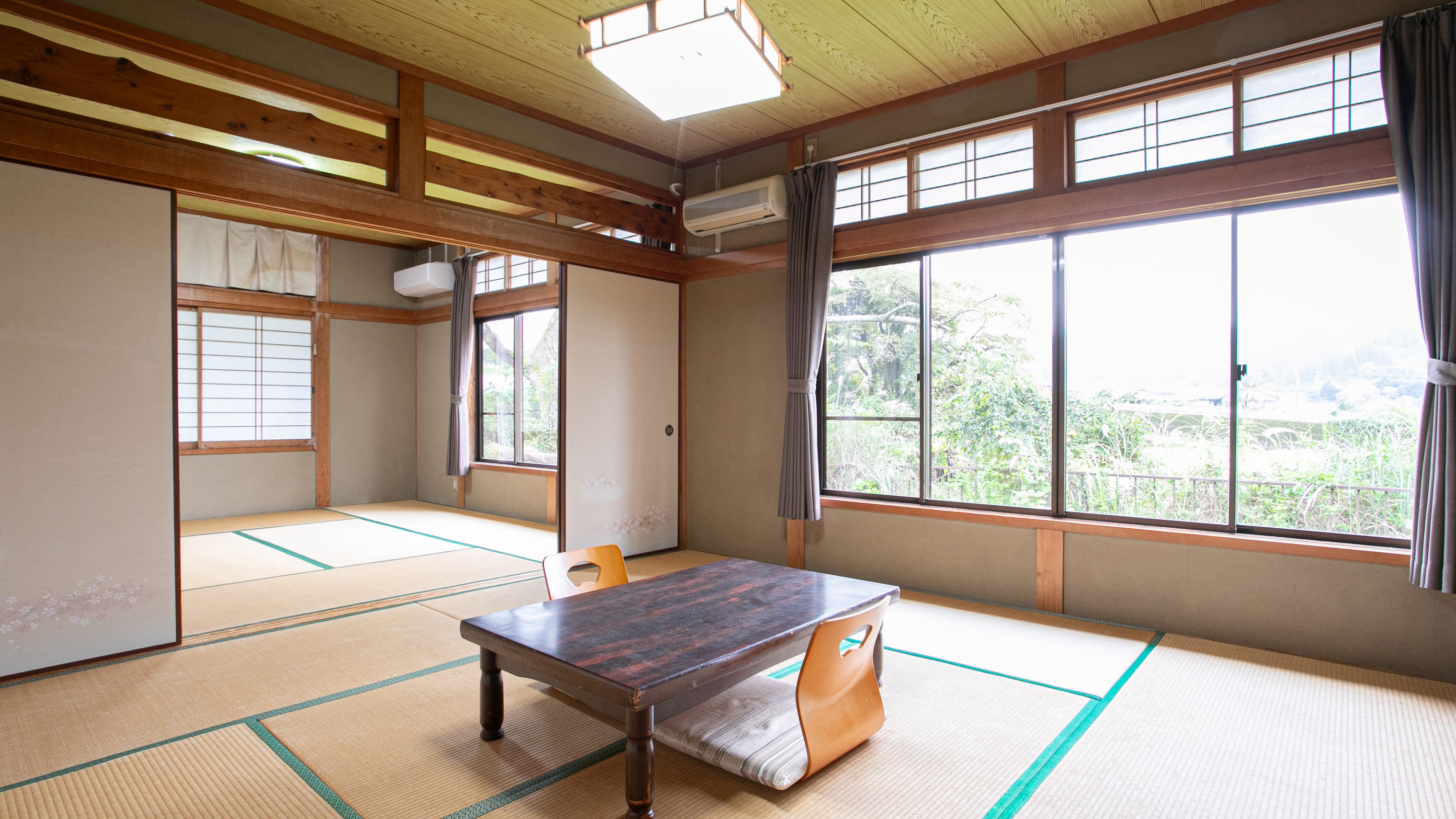 プライベートルーム：本館和室16畳