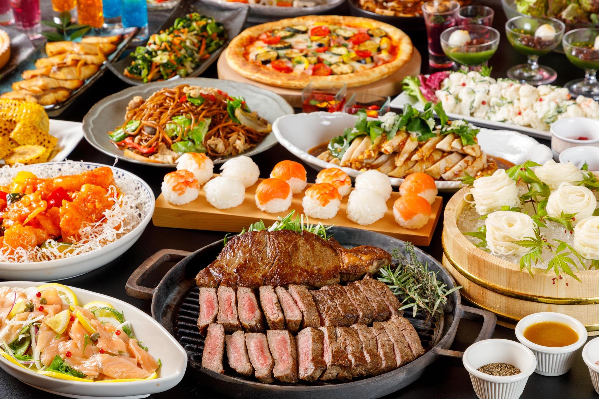 【8月9日〜16日限定】ホテルご宿泊　夏の限定ディナーブッフェプラン＜温泉館入館券付＞