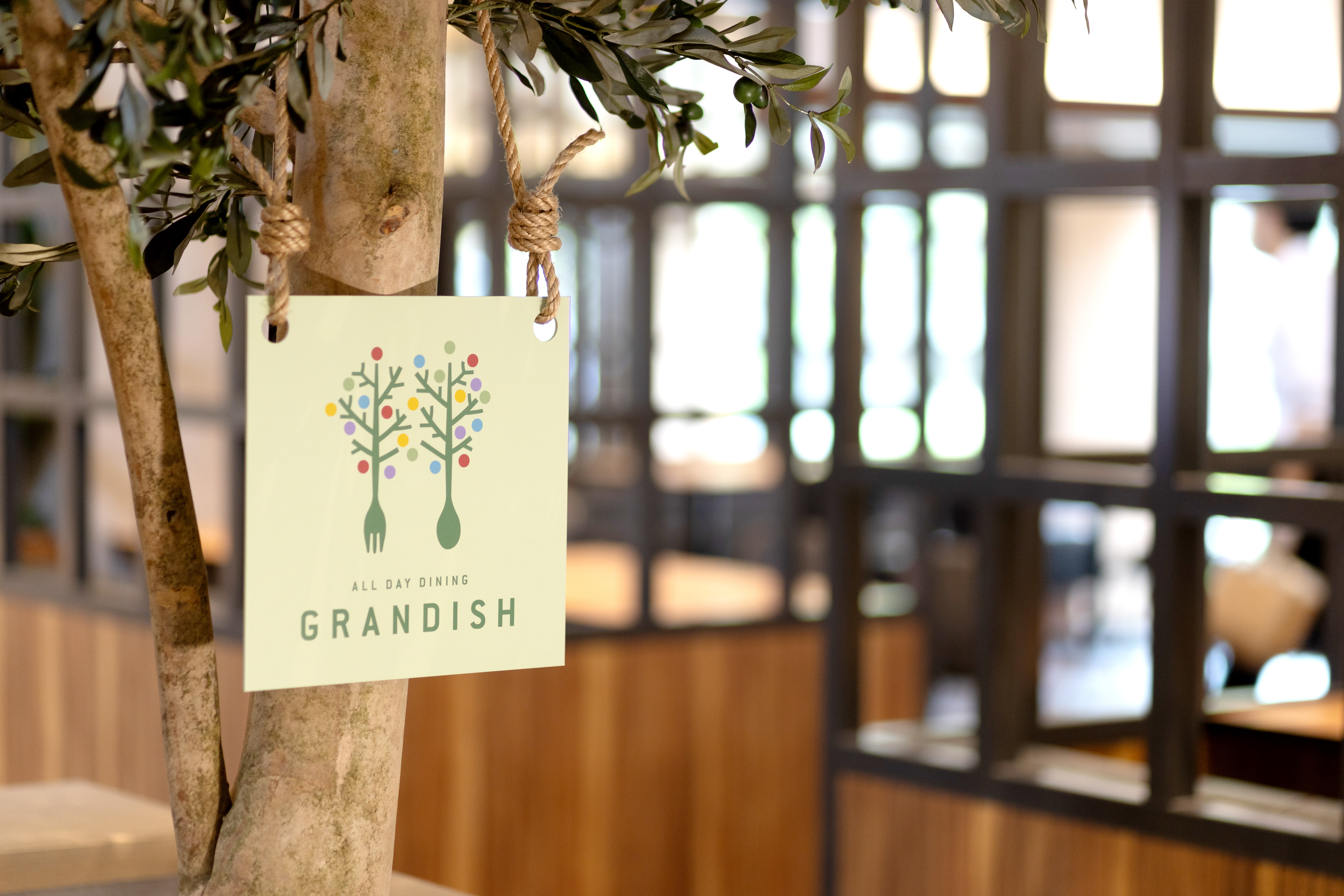 ALL DAY DINING GRANDISH