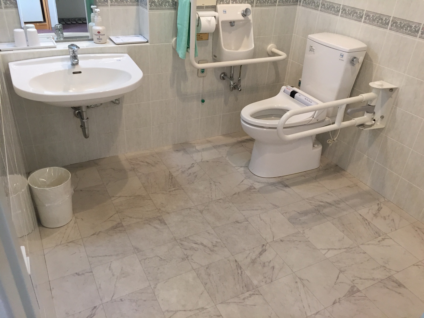 バリアフリー　トイレ