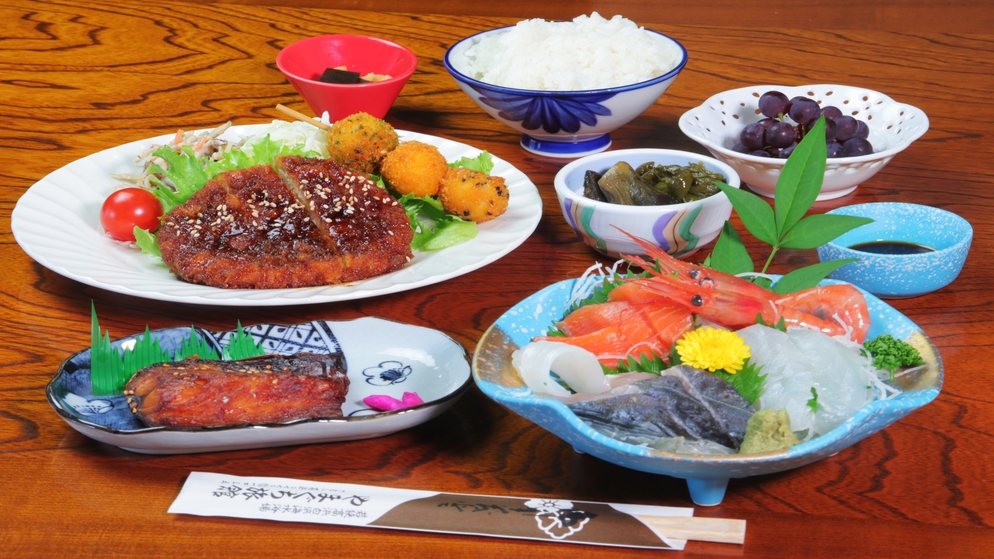 ≪駅から10分！≫朝はのんびり寝ていたい！朝食なしのお気軽プラン【1泊夕食のみ】